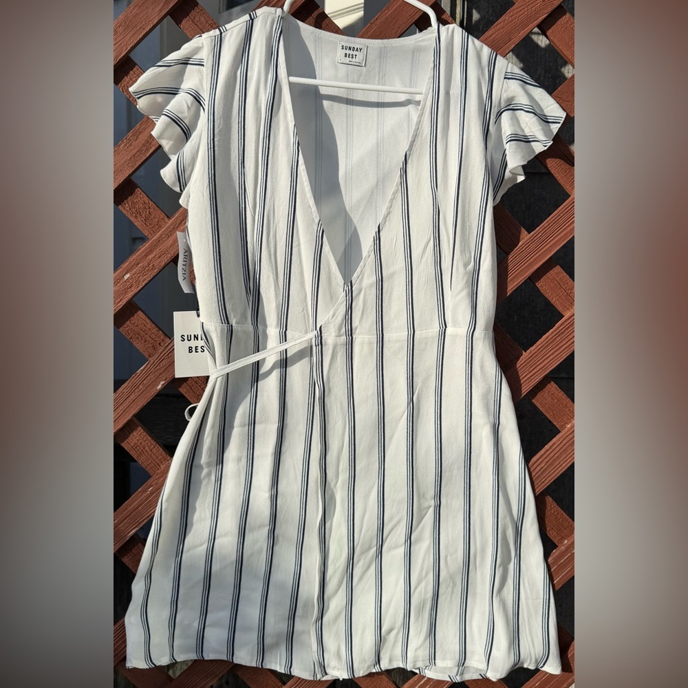 NWT - Sunday Best Aritzia Sunday Wrap Dress - Size S/P